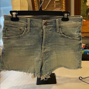 MOTHER Denim The Scrapper Cut Off Fray Shorts Size 26 Camera Obscura high waist